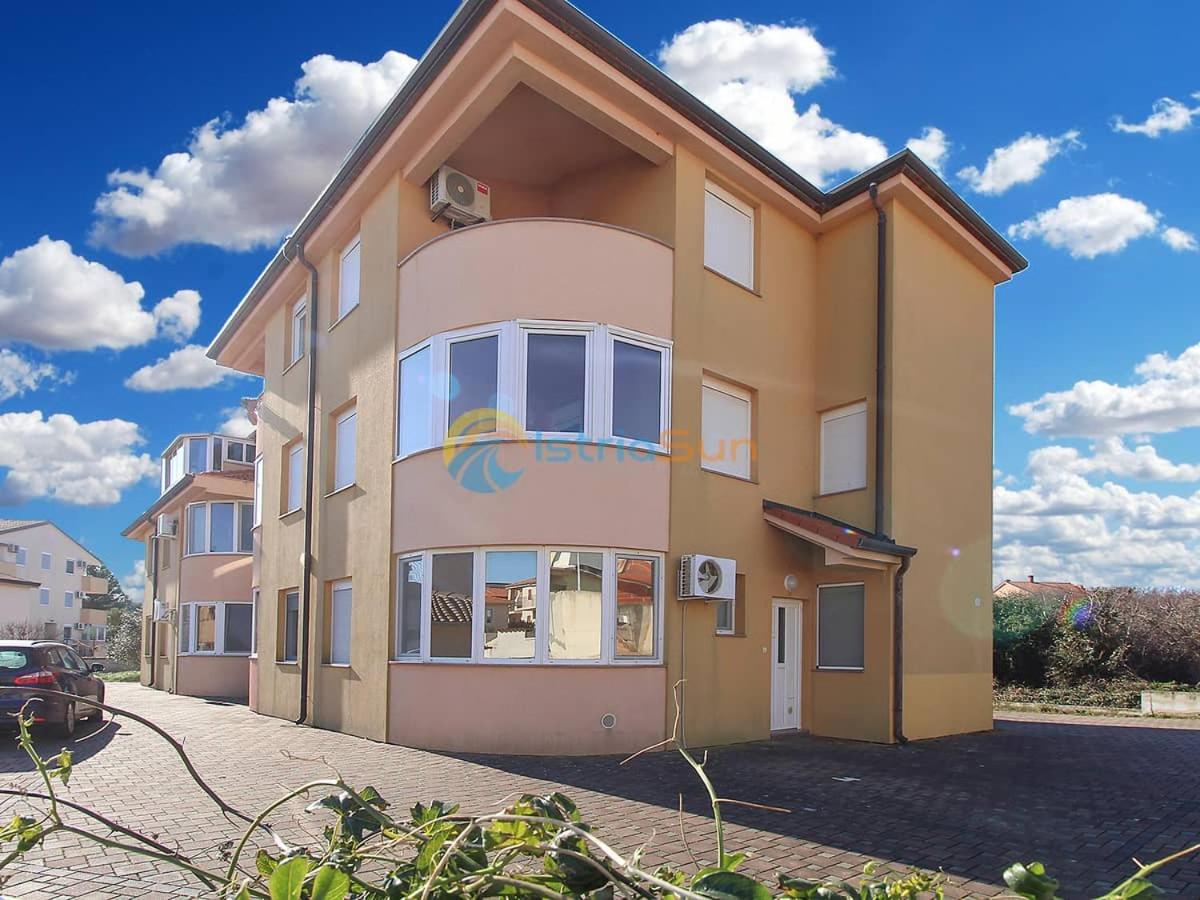 Apartments Bardak Ližnjan Exterior foto